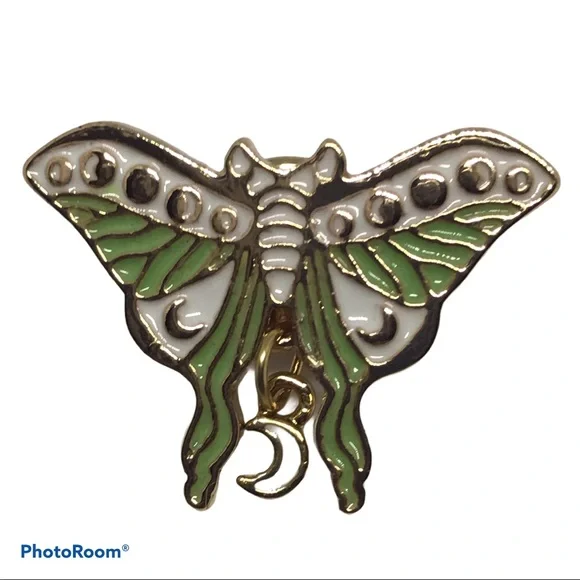 Pale Luna Moth W Lunar Cycle Moon Charm Flair pin - Picture 2 of 3